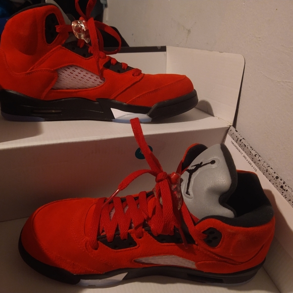 Air Jordan 5 retro suede red size 7 - Picture 4 of 6